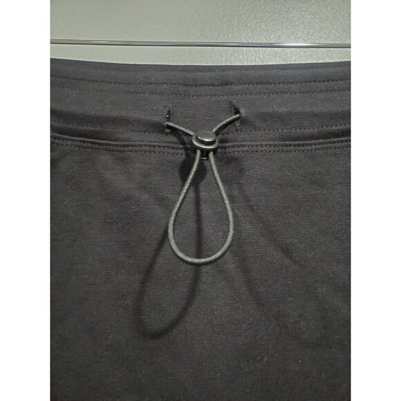 Sundry for Evereve Black Pull-On Mini Skirt Sz 2 Bungee Cord Pockets Casual NWT - Picture 3 of 10
